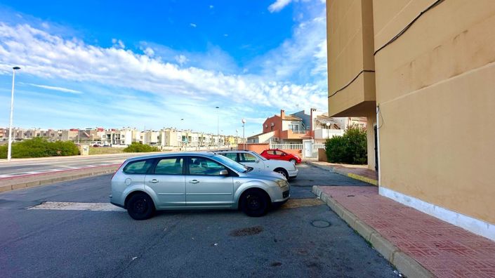 Image No.3-Appartement de 1 chambre à vendre à Torrevieja