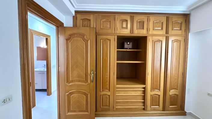 Image No.17-3 Bed Apartment for sale