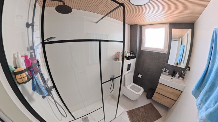 Image No.11-3 Bed Apartment for sale