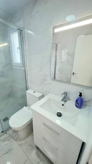 Image No.30-3 Bed Property for sale