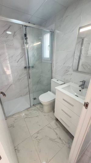 Image No.32-3 Bed Property for sale