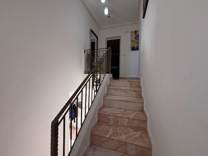 Image No.25-5 Bed Villa for sale