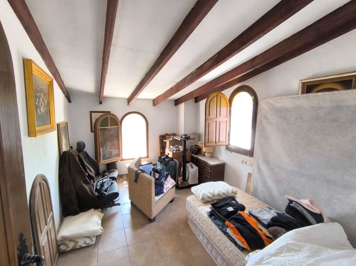 Image No.19-8 Bed Villa for sale