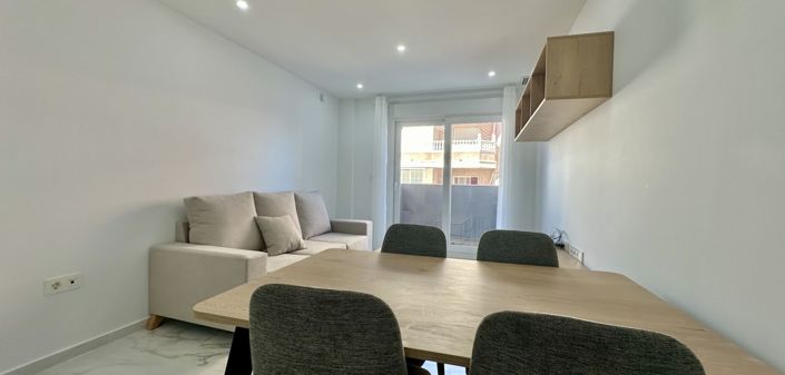 Image No.25-2 Bed Apartment for sale