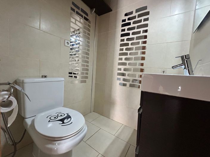 Image No.13-2 Bed Property for sale