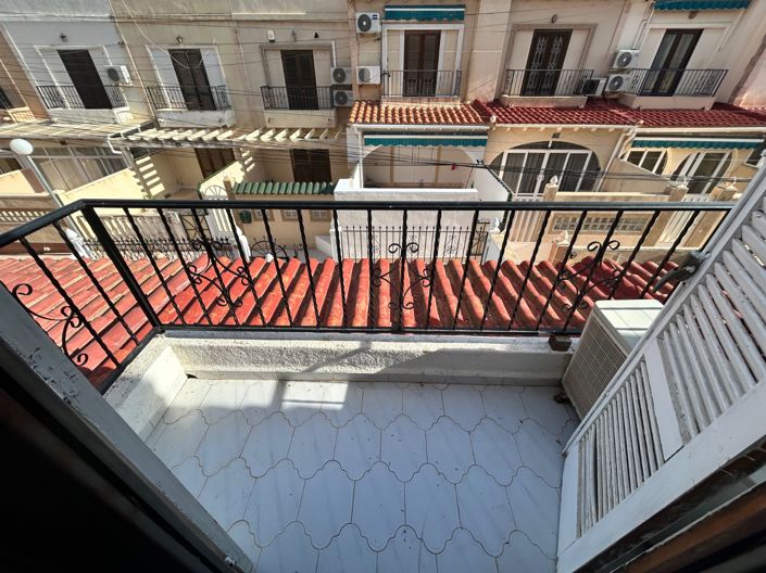 Image No.21-2 Bed Property for sale