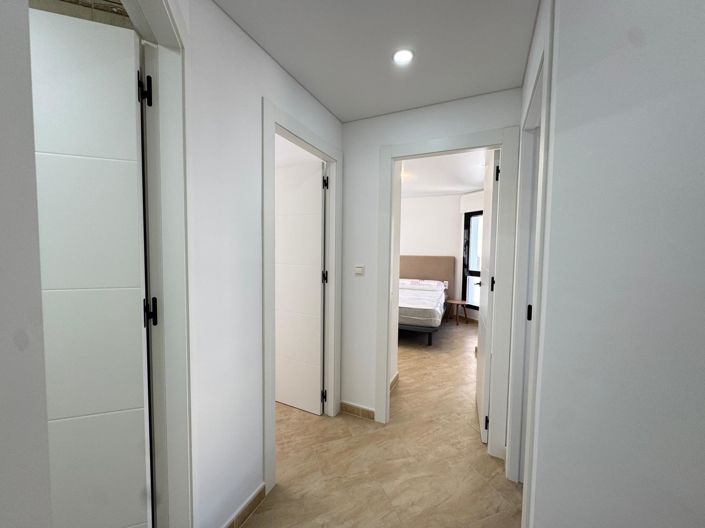 Image No.19-3 Bed Apartment for sale