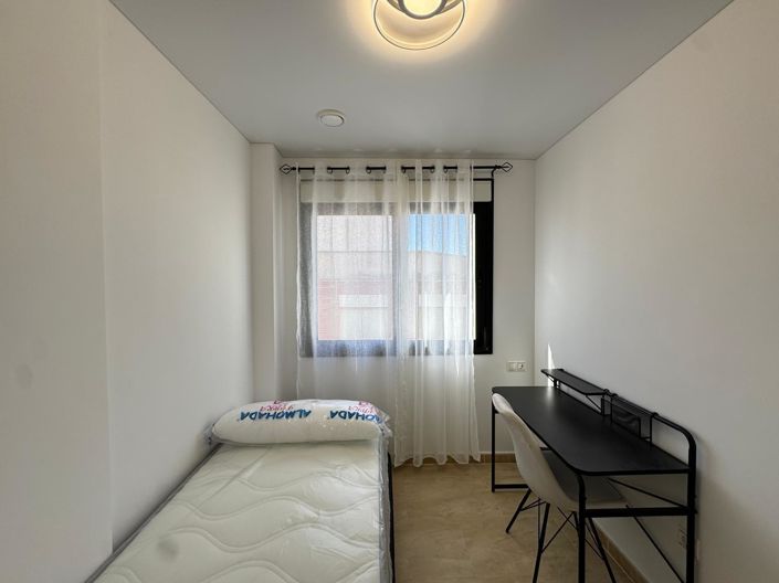 Image No.26-3 Bed Apartment for sale