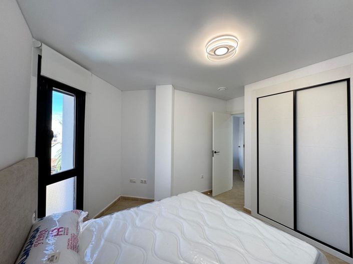 Image No.33-3 Bed Apartment for sale