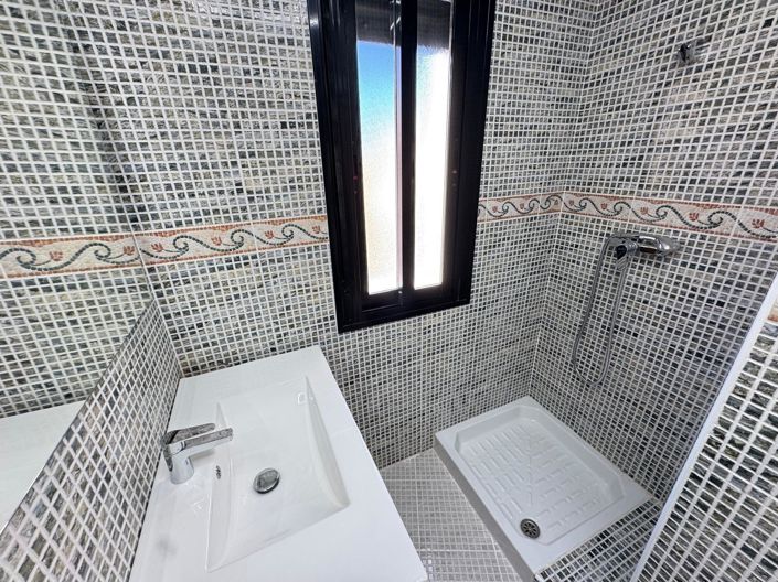 Image No.39-3 Bed Apartment for sale