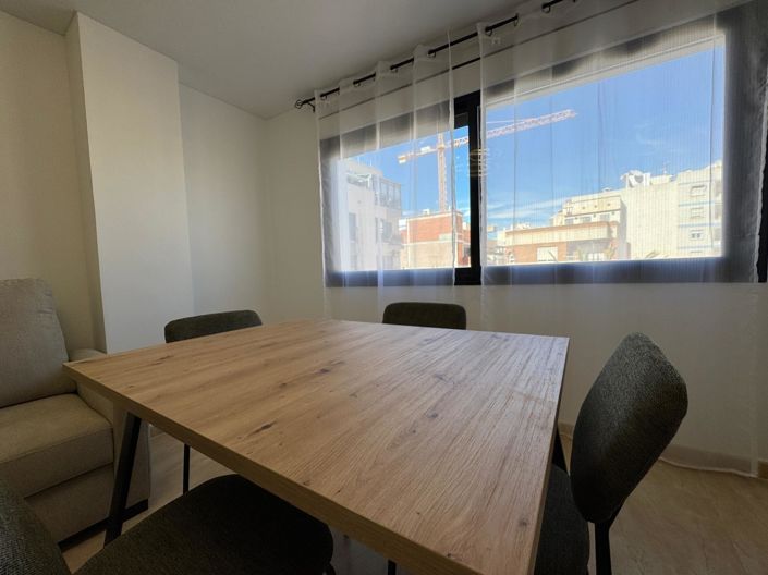 Image No.8-3 Bed Apartment for sale