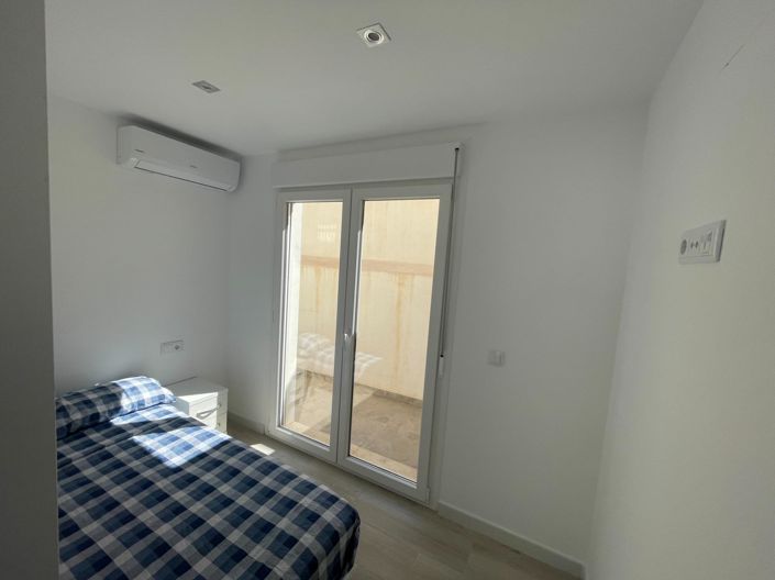 Image No.15-3 Bed Apartment for sale