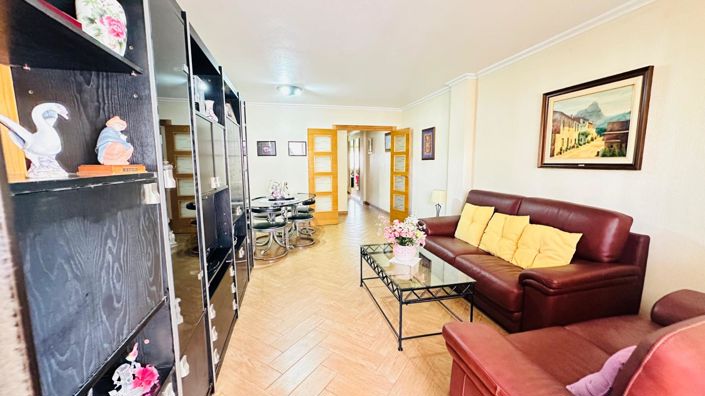 Image No.4-3 Bed Apartment for sale