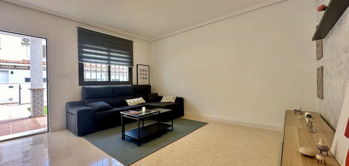 Image No.31-3 Bed Property for sale