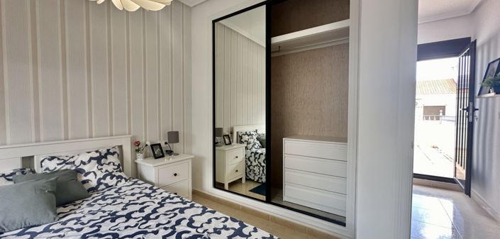 Image No.33-3 Bed Property for sale