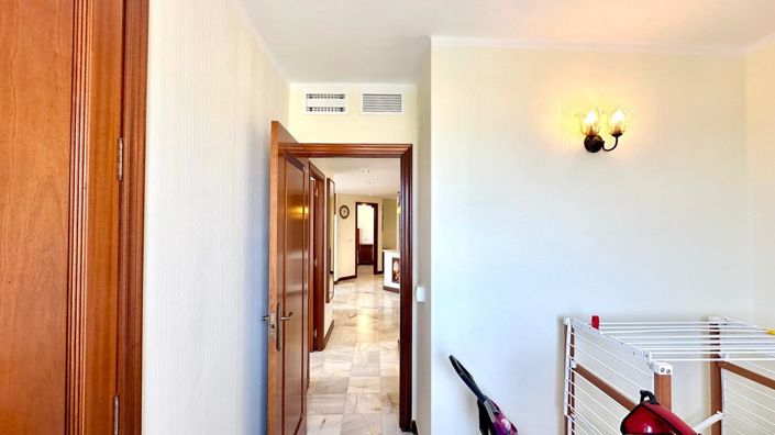 Image No.11-3 Bed Apartment for sale