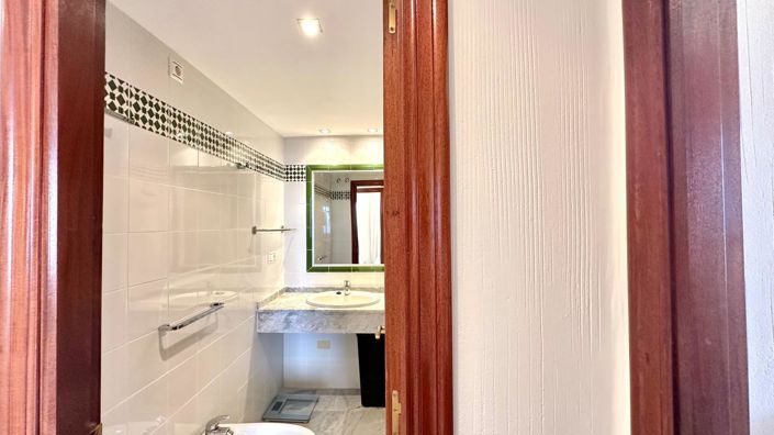 Image No.16-3 Bed Apartment for sale