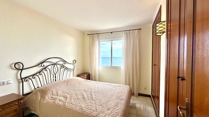 Image No.24-3 Bed Apartment for sale