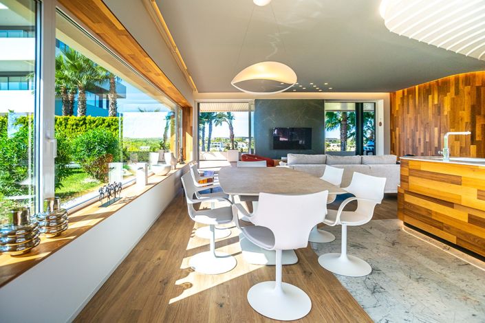 Image No.11-3 Bed Apartment for sale