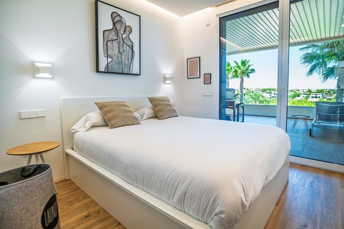 Image No.29-3 Bed Apartment for sale