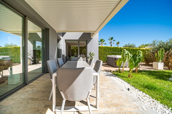 Image No.38-3 Bed Apartment for sale