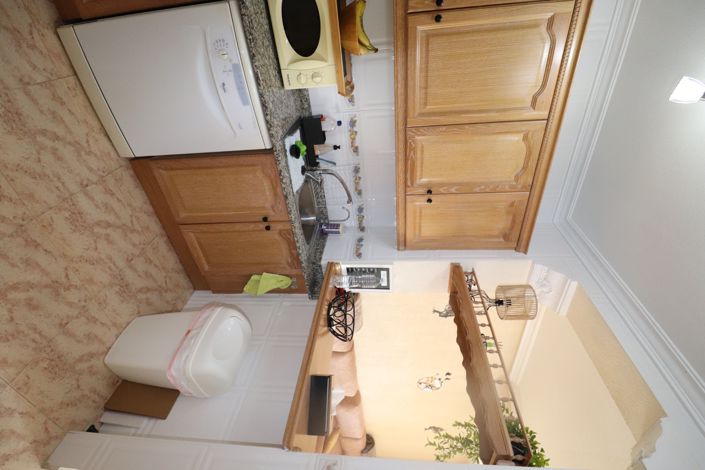 Image No.15-3 Bed Property for sale