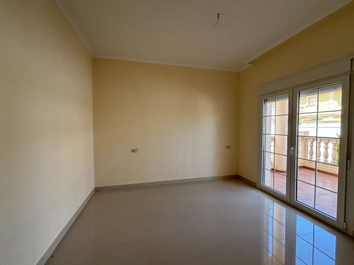 Image No.20-4 Bed Villa for sale