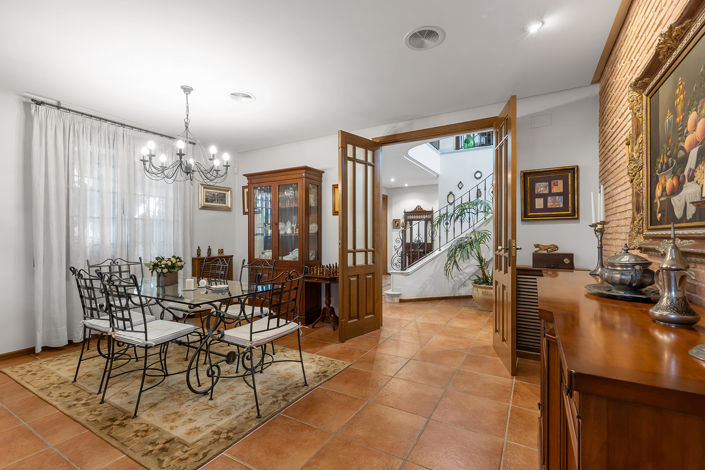 Image No.26-6 Bed Villa for sale