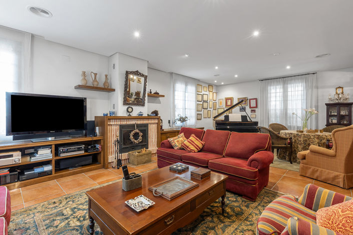 Image No.28-6 Bed Villa for sale