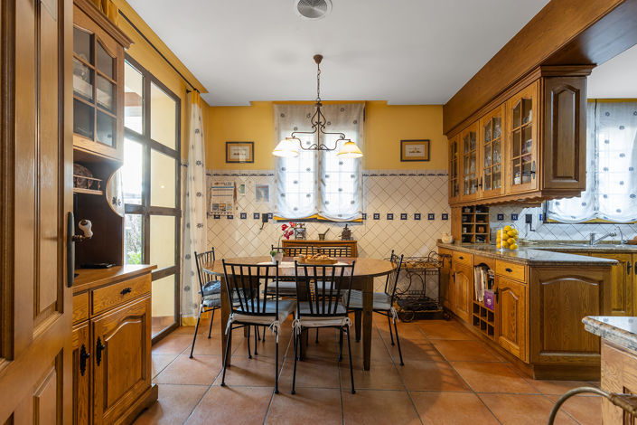 Image No.30-6 Bed Villa for sale