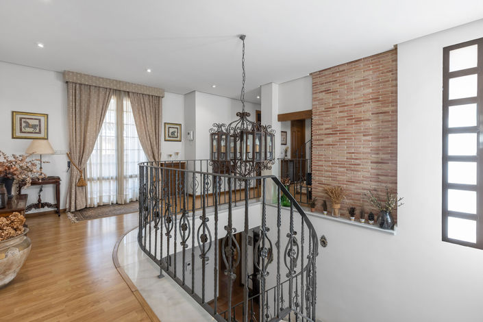 Image No.35-6 Bed Villa for sale