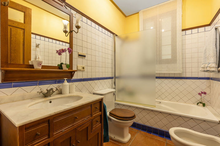 Image No.37-6 Bed Villa for sale