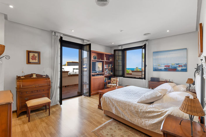 Image No.39-6 Bed Villa for sale