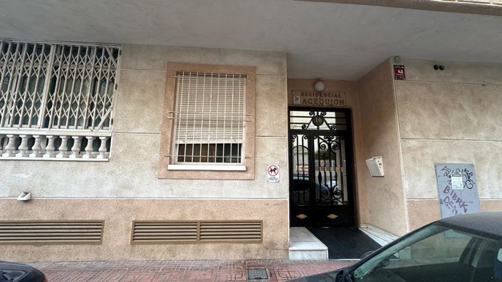 Image No.3-Appartement de 2 chambres à vendre à Torrevieja