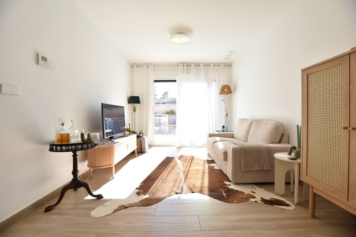 Image No.18-2 Bed Apartment for sale