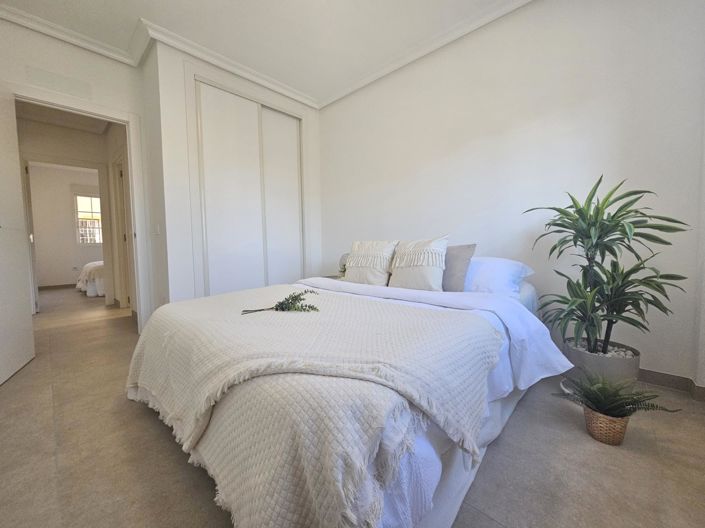 Image No.14-2 Bed Apartment for sale