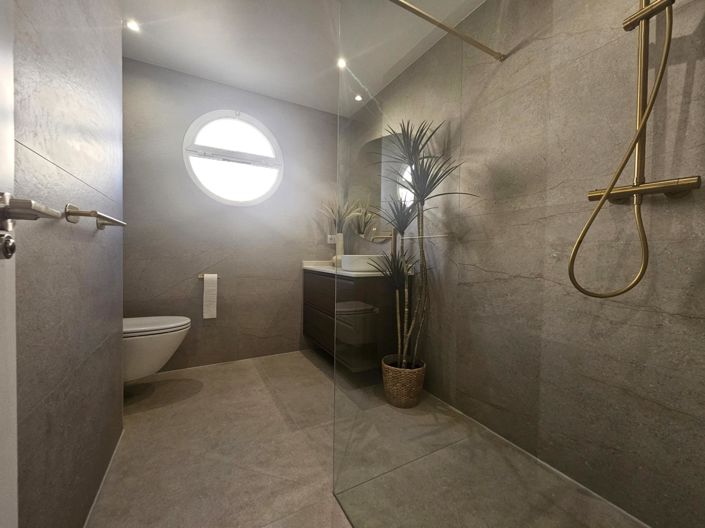 Image No.18-2 Bed Apartment for sale