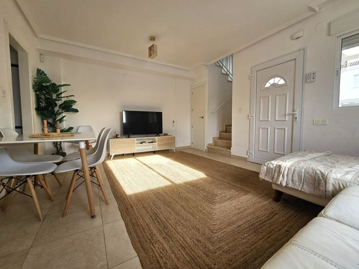 Image No.5-3 Bed Property for sale