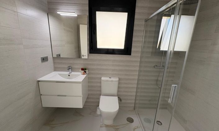 Image No.13-3 Bed Villa for sale