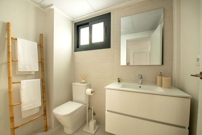 Image No.8-3 Bed Apartment for sale