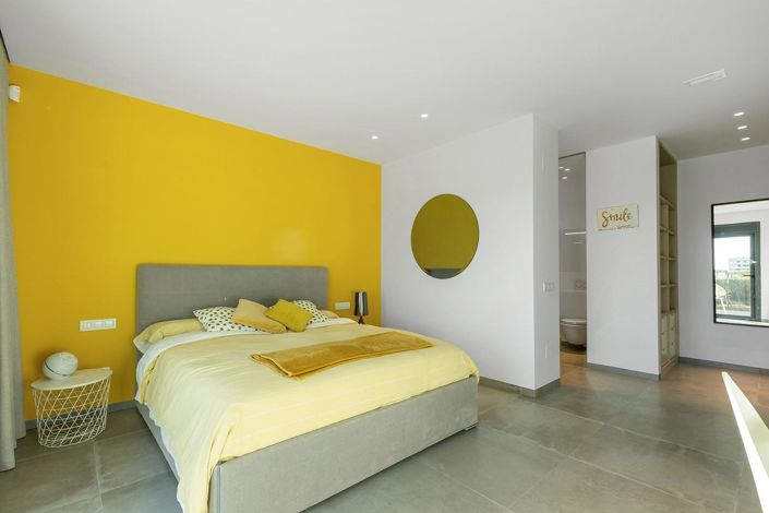 Image No.32-4 Bed Villa for sale