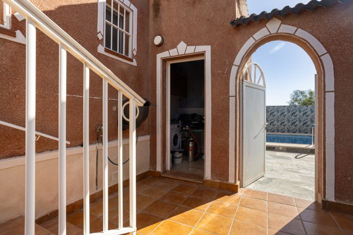 Image No.27-3 Bed Villa for sale