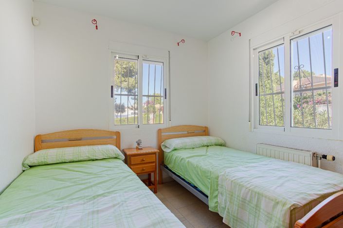 Image No.17-3 Bed Villa for sale