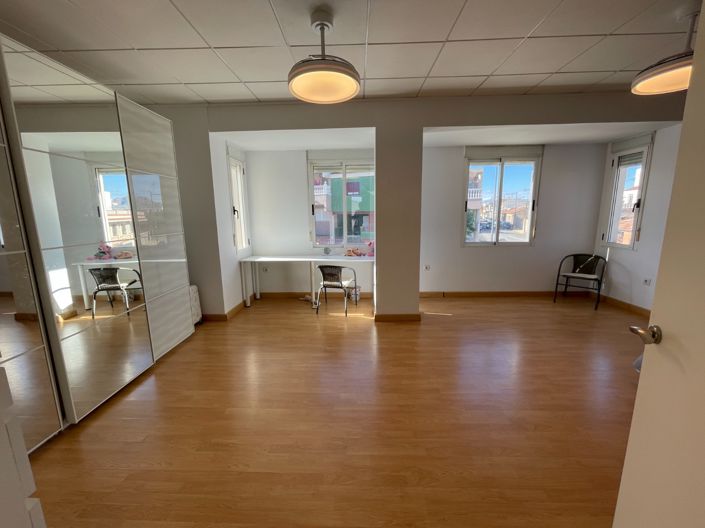 Image No.29-Propriété de 5 chambres à vendre à Algorfa