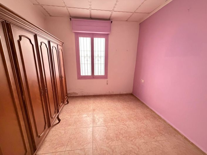 Image No.9-3 Bed Property for sale