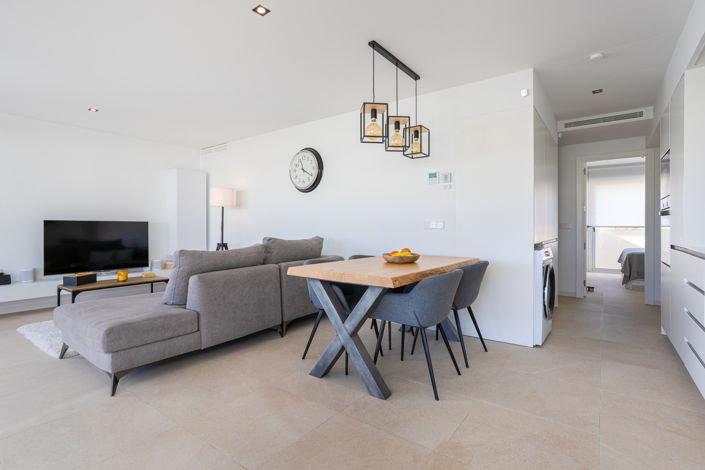 Image No.9-3 Bed Apartment for sale