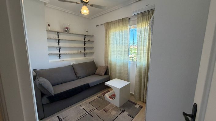 Image No.13-2 Bed Property for sale