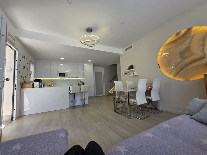 Image No.40-3 Bed Villa for sale