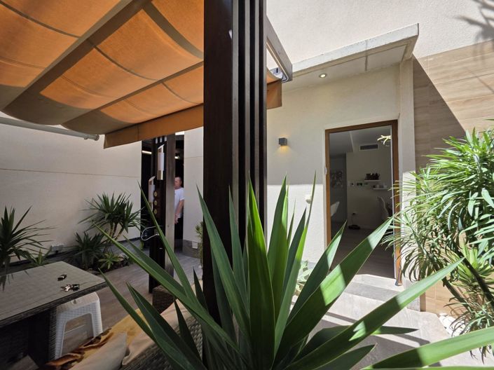 Image No.7-3 Bed Villa for sale