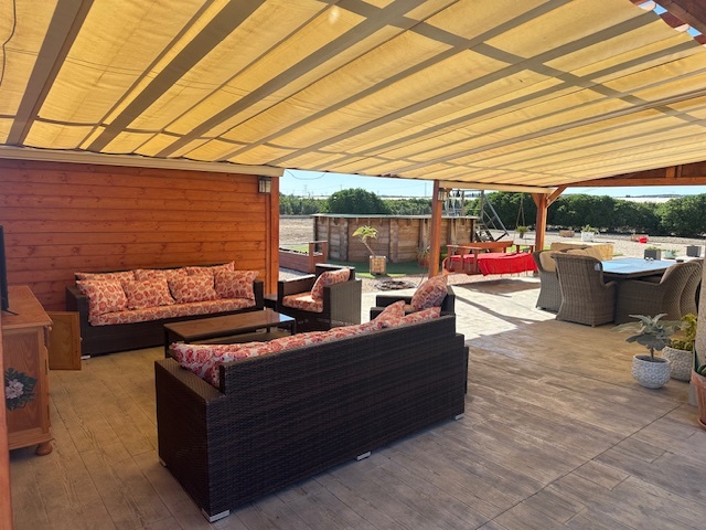 Image No.2-5 Bed Villa for sale